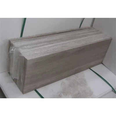 Šedá drevená mramorová doska