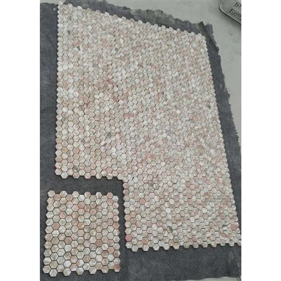 Nórska ružová mozaika